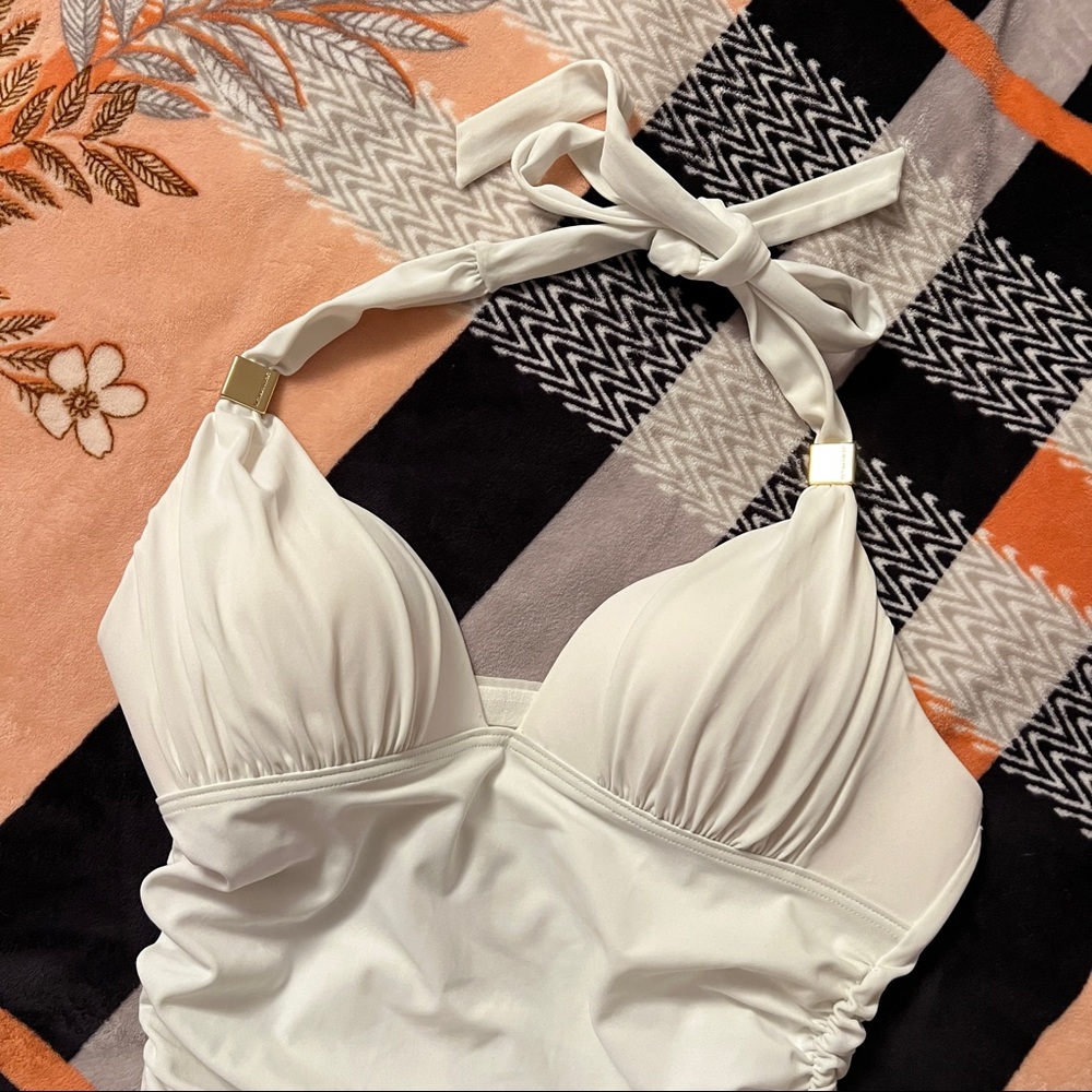 Swimming shirt